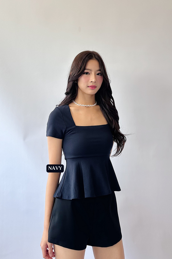 (BARE/BASIC) Amara Straight Neckline Babydoll Sleeve Top
