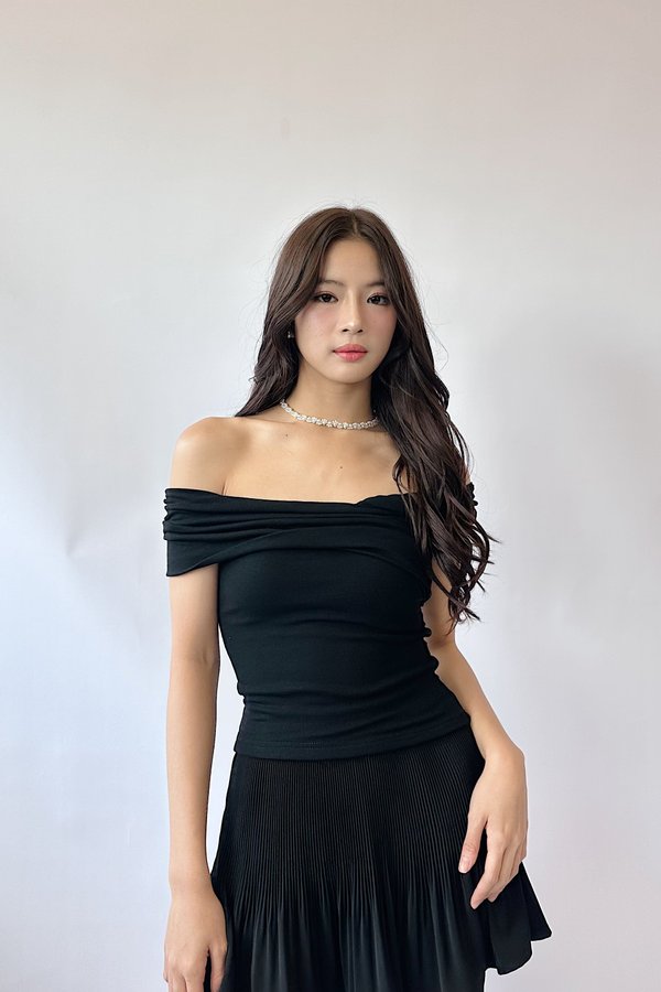 *PO: ETA MID AUG* (BARE/BASIC) Nora Off Shoulder Top in Black