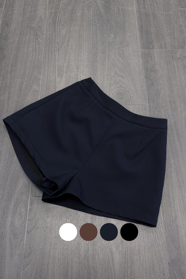 *PO: ETA EARLY DEC* Darcy V2 Straight Waistband Shorts