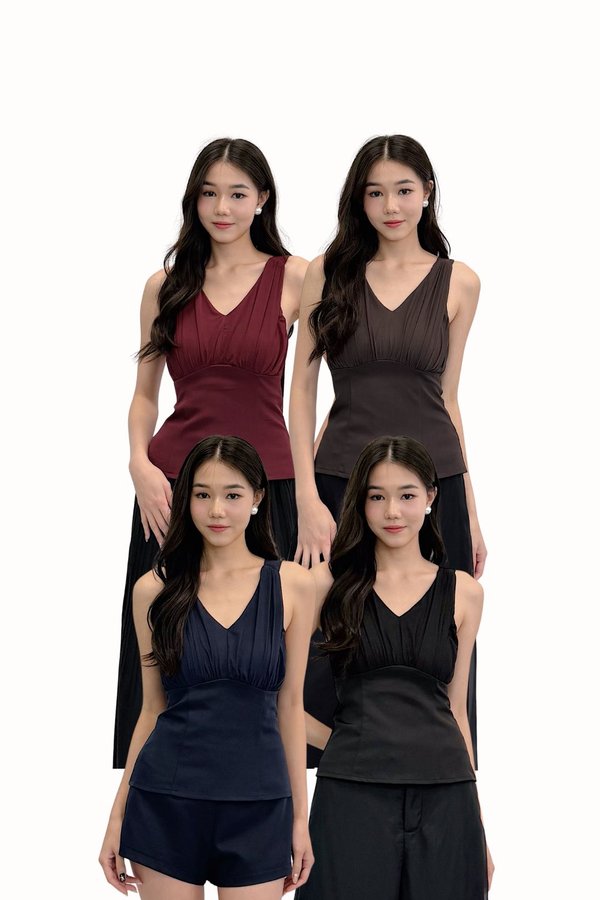 (QUEEN OF TEXTURES) Saela V Neckline Mesh Halter Top