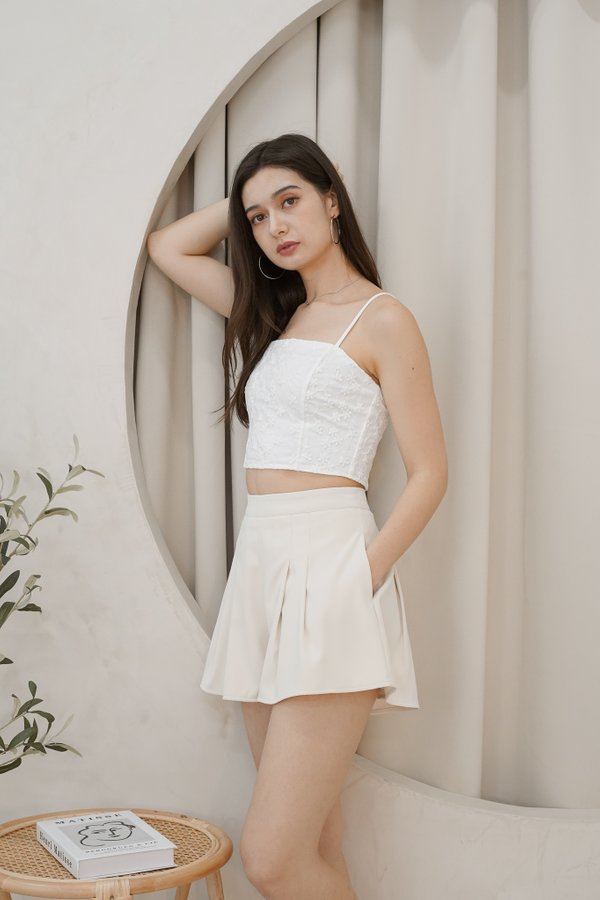 Jalen Flare Shorts in Ivory