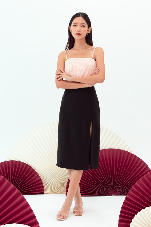 Bevlyn Button Midi Skirt V2 in Black