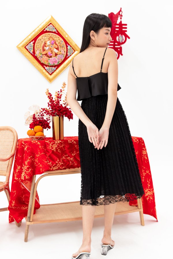 Harriette Overlap Lace Midi Dress in Black