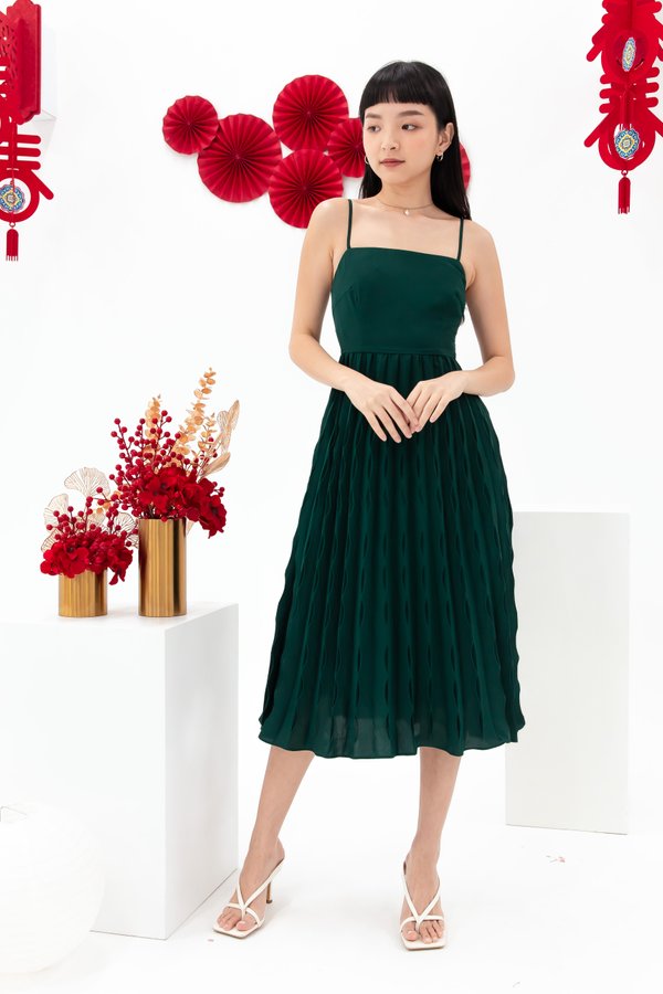 Gale Pleated Midi Dress in Forest Green